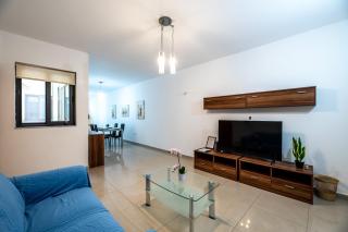 Vista 86 - Sea Blue Mist - Central Apartment 6 - Sliema - 4