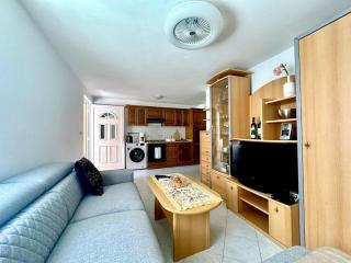 Small house apartment near the beach - Valbandon - 0