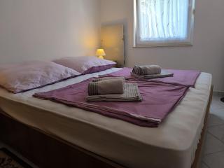Small house apartment near the beach - Valbandon - 3
