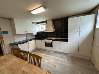 Private room with shared amenities, Lofoten - Leknes - 9
