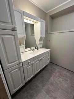 Private room with shared amenities, Lofoten - Leknes - 8