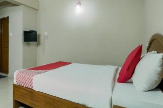 Collection O Kadavanthra Near South Railway Station - Cochin - 8