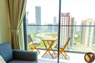 Vogue Brand New One Bedroom Apartment 16th Floor with Skyline View and access to Olympic Pool and Full Equipped GYM, Located JVC Binghatti Gardenia - 8