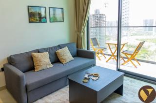 Vogue Brand New One Bedroom Apartment 16th Floor with Skyline View and access to Olympic Pool and Full Equipped GYM, Located JVC Binghatti Gardenia - 5