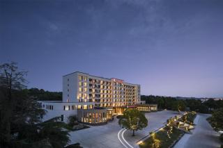 Hilton Garden Inn Zhangjiajie Tianmen Mountain - Zhangjiajie - 0
