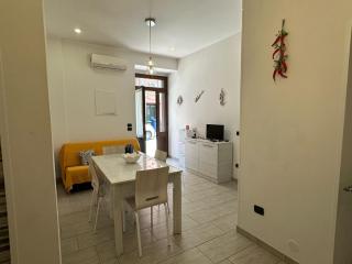 Il Delfino Apartment - Giardini Naxos - 8