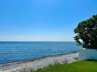 Beachfront escape with eclectic dog-lover charm - Smygehamn - 3