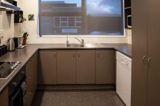 The Strandon - loft style central apartment - New Plymouth - 9