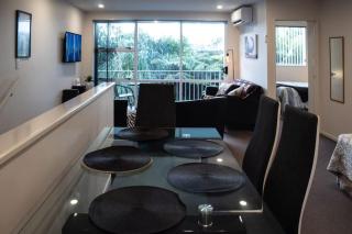The Strandon - loft style central apartment - New Plymouth - 7