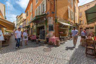 Townhouse with terrace & parking in the heart of Old Antibes - Antibes - 7