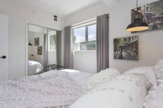 Chic in the City - luxury 2 BR apartment in CBD - New Plymouth - 2