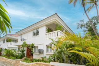 ELIVAAS Villa Aarna 3 BHK Villa Near Ozran Beach with Pvt Pool - Goa - 0