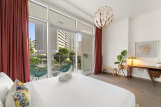 Garden Hideaway 2BR Boho Duplex Resort Living - 6