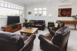 The Front Office - charming 3BR heritage home - New Plymouth - 7