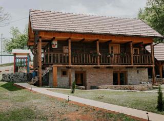 Holiday Home Šapat Šume - Karlovac - 0