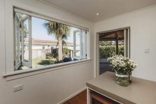 Ropiha Retreat - close to Fitzroy Beach paradise - New Plymouth - 9