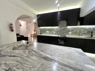 Peduase Hive Apartments - - 8