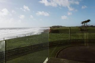 ABC on Wanaka Bay - beachfront home w. ocean views - New Plymouth - 8