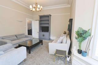 Two bedroom ground floor flat in Clifton Village - Bristol - 9