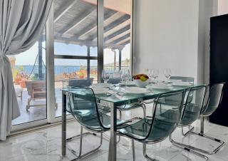 Orange sea view Penthouse - Sarandë - 9