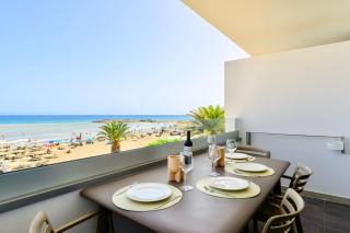 Charming 2 Bedroom Retreat with Beachfront Views - San Bartolomé - 2