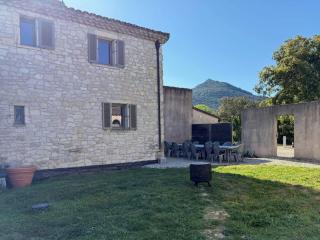 Gîte avec piscine de 25 m et spa - Saint-Mathieu-de-Tréviers - 4
