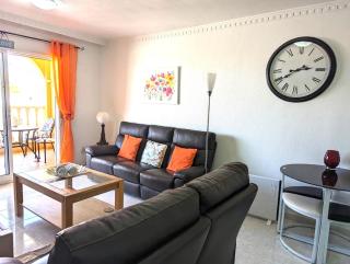 Fantastic 2 bedroom apartment in walking distance to all amenities - Villamartin - 7