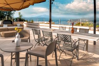 Villa Milena Modern Elegance Views and Guest Services - Sorrento - 8