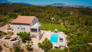 Villa Konstantinos Hilltop Vineyard Escape - Almyrida - 6