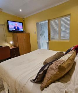The Royal Corporate Self Catering Unit near Sandton - Joanesburgo - 1