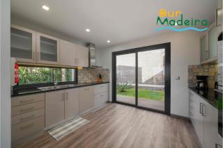 OurMadeira - Casa Amaro Sunset, contemporary - Calheta - 8