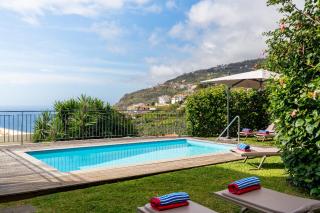 OurMadeira - Casa Amaro Sunset, contemporary - Calheta - 3