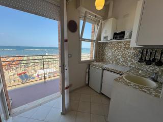 4 Trilocale vista mare - 4