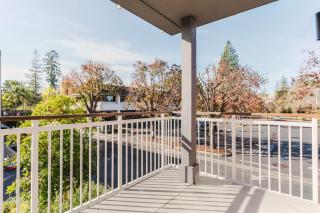 Blueground Menlo Park EV charge nr Stanford SFO-1785 - 6