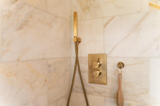 Bright Mid-Century Modern Hackney Home - 6