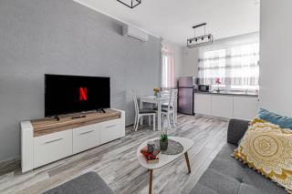ARI AQUA Apartment with Balcony - Arad - 9