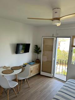 Estudio Chiara 100m del mar - L'Escala - 3