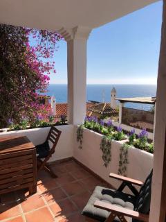 Charming idyllic sea view house - 9