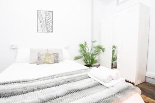 GRAN APARTAMENTO en PLAZA DE CERVANTES - Santiago de Compostela - 2