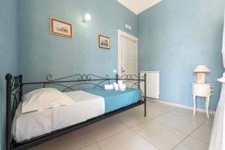 Partenope's House 24 - 1