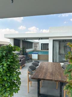 ZEN stays- Dreamy 4-BR Penthouse, Private Pool - Il Cairo - 0