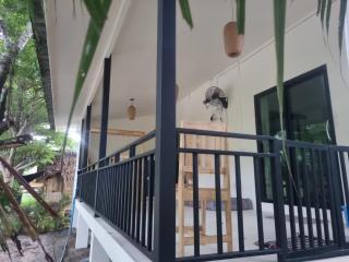 Tropical Hideway with Private Terrace - Hinkong - 9