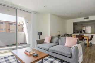 Blueground Westwood rooftop nr Getty Center LAX-1372 - 0