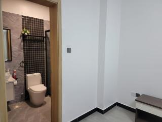 classy tastefully furnished executive three bedroom apartment with fully equipped gym ample parking space swimming pool children playing ground and amazing scenic views - Nairobi - 3