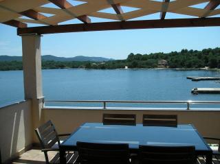 Apartments Ivo - Veli Rat - 9