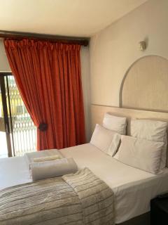 CONTRACTORS ACCOMMODATION AT Dne - Mahikeng - 7