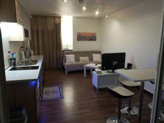 Charming little apartment with bedroom - Strasburgo - 0