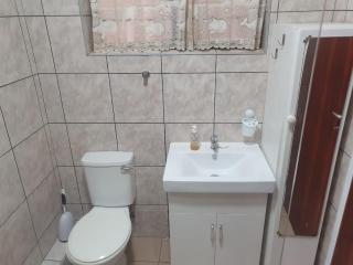 KZN South Vacation Apartment - Kingsburgh - 8