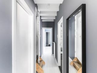Luxuriously restored farmhouse with trendy interior close to sea and forest - Groet - 3
