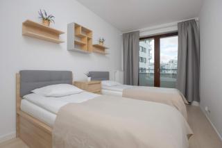 Functional Apartment with 2 Bedrooms and Parking in Wola district by Noclegi Renters - Warsaw - 8